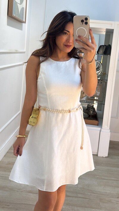 FotoVestido Curto Em Linho Thainá Cinto Rustico