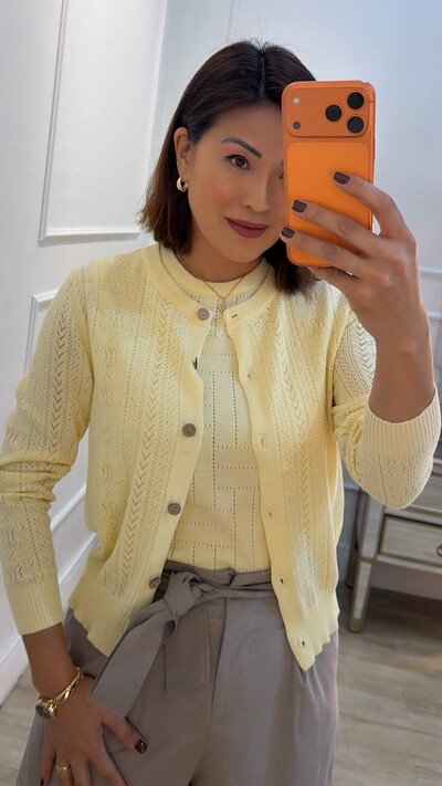 Foto Casaquinho De Tricot Luana Botões Amadeirados