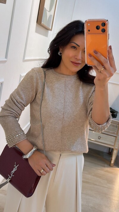 FotoBlusa Tricot Nervura Frontal Taty Punhos Com Aplicações