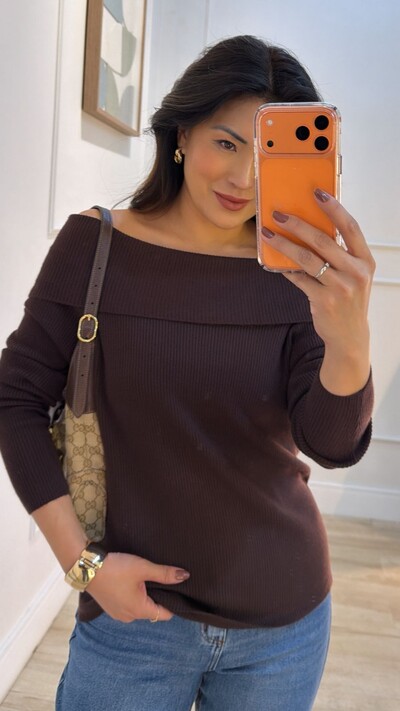 FotoBlusa Tricot Canelada Thais Ombro À Ombro