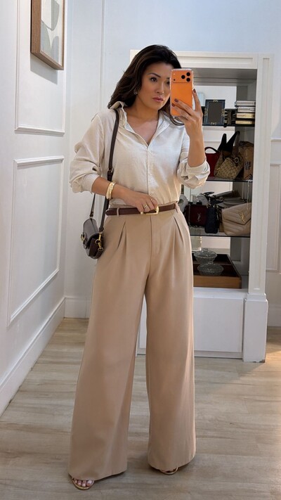 Foto Maxi Camisa Detalhe De Pregas Nos Punhos E Posterior