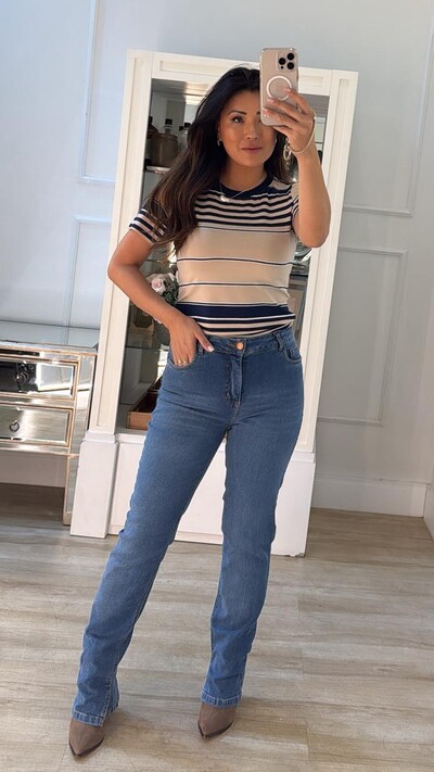 Foto Blusa Malha Listrada Celine Com Gola Ondulada