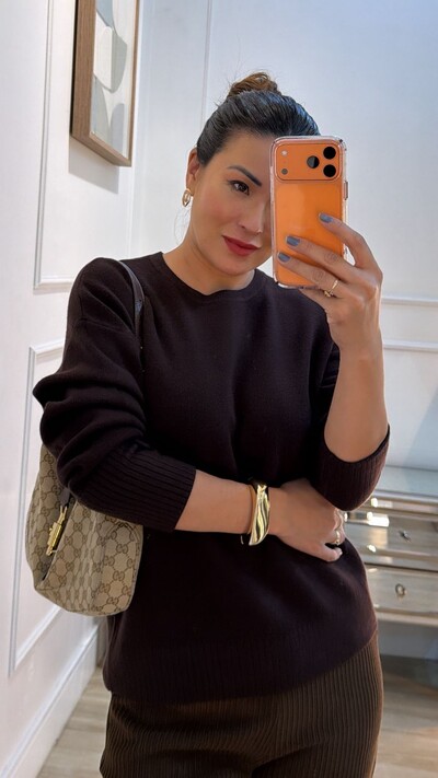 FotoBlusa Tricot Marina Punhos Largos Canelados Detalhe De Botão