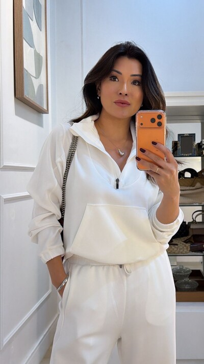 FotoConjunto Moletom Luiza Blusa Detalhe Elástico Nos Punhos E Calça Pantalona