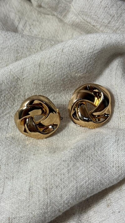 Foto Brinco Médio Círculos Trançados