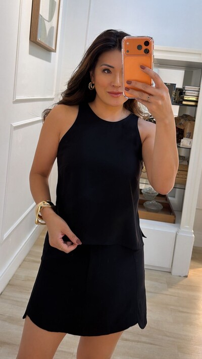 FotoBlusa Regata Cavada Noemi Recorte Vazado Posterior