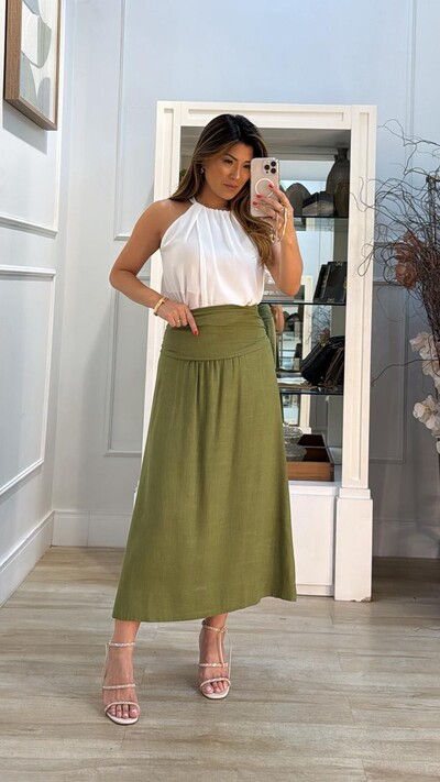 Foto Saia Midi Evasê Penélope Pala Larga Com Franzidos Laterais