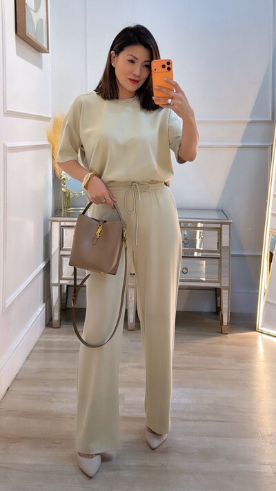 Foto Conjunto Helena Blusa E Calça Pantalona