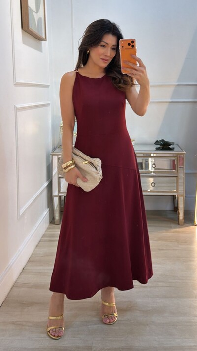 Foto Vestido Detalhe Dourado Na Alça Elise Recorte Assimétrico