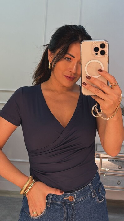 FotoBlusa Cachequer Suplex Mangas Curtas Renata Decote V