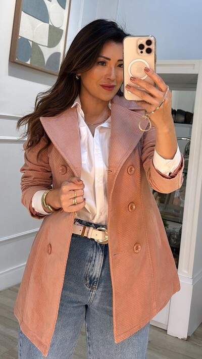 FotoCasaco Sobretudo Gisele Veludo Cotelê Com Botões Duplos Frontais