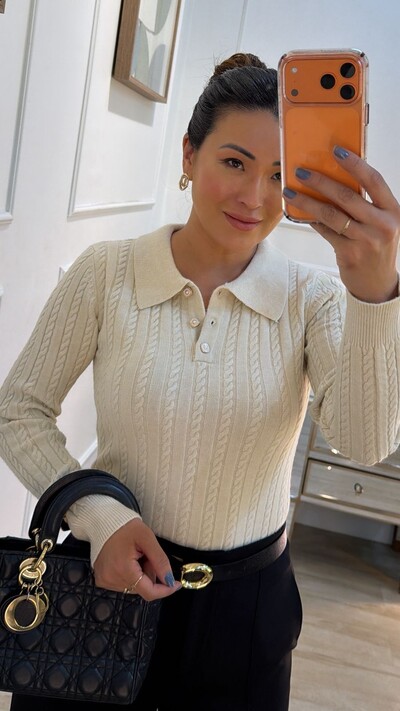 FotoBlusa Tricot Gola Polo Agatha Botões Resinados Na Gola