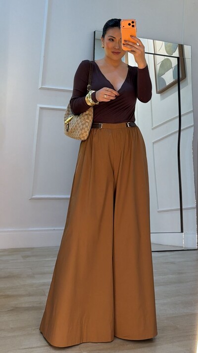 Foto Blusa De Malha Decote V Transpassado Lina Mangas Longas