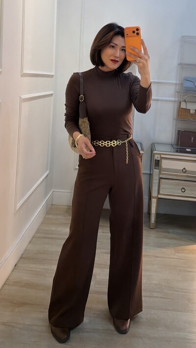 Foto Blusa De Malha Gola Alta Monique Mangas Longas