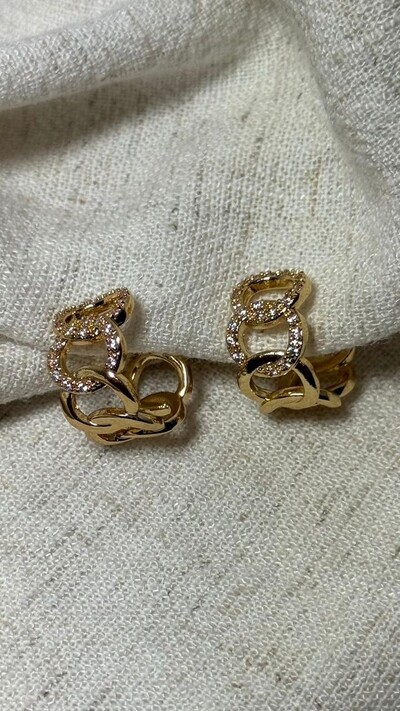 Foto Brinco Argola Pequena Elos Com Strass