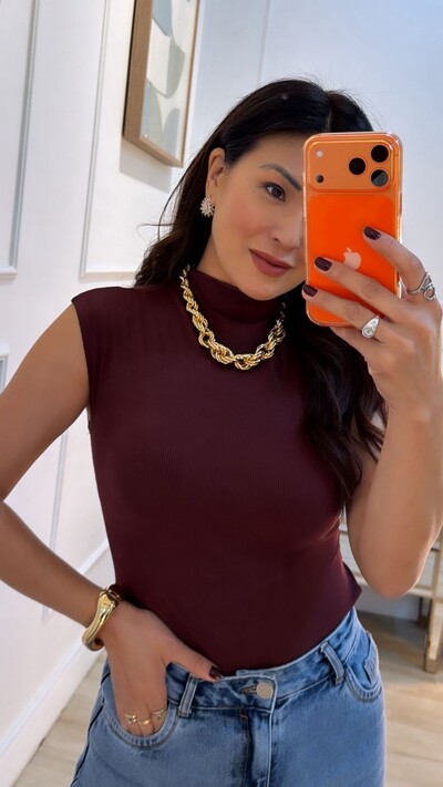 Foto Blusa Muscle Canelada Larissa Gola Alta