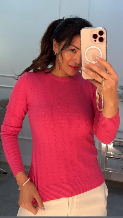 FotoBlusa Tricot Maysa Nervuras Em Formato De Quadrado