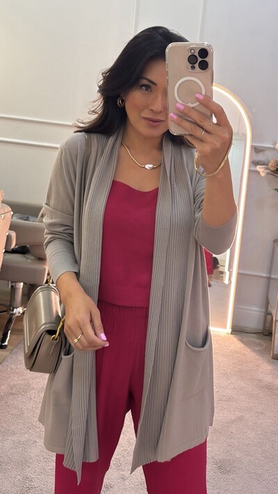 FotoCardigan Alessia Detalhes Canelados E Bolsos Frontais