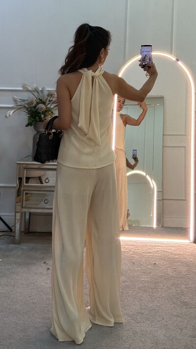 FotoConjunto Plissado Nani Blusa Cava Americana & Calça Pantalona