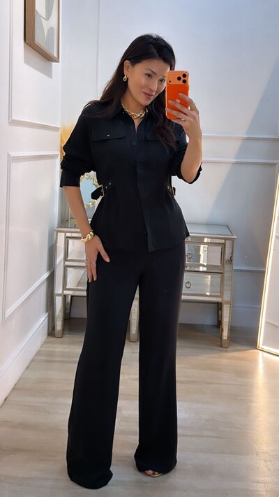 Foto Calça Pantalona Luna Botão Dourado