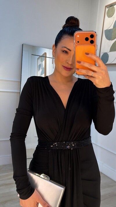 FotoVestido Longo Mangas Longas Jamile Cinto De Paetê