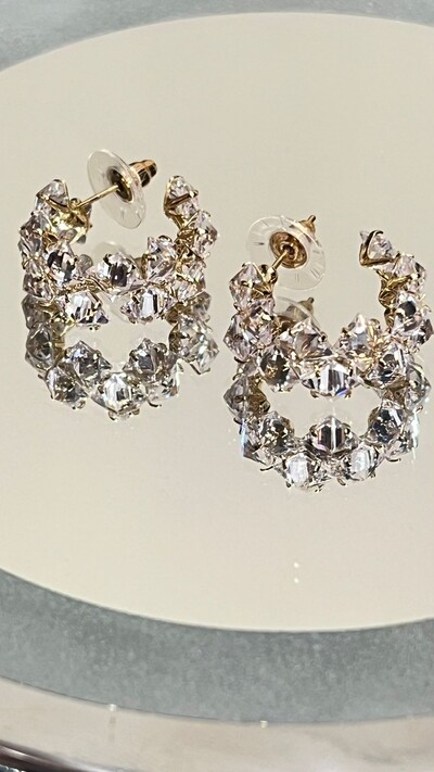 Foto Brinco De Argola Cravejado Em Strass