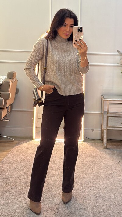 Foto Blusa Cacharrel Tricot Maddie Detalhes Trançados E Ondulações