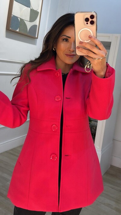 FotoCasaco Lã Batida Bolsos Em Relevo Na Diagonal Melissa Recorte Na Cintura