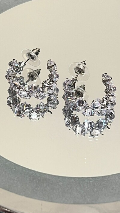 Foto Brinco De Argola Cravejado Em Strass