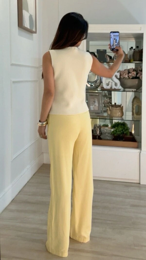 Calça Pantalona Marie Botões Duplos Resinados Com Brilho