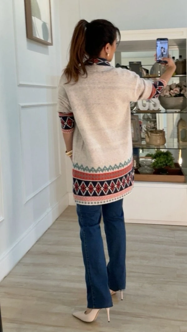 Maxi Cardigan Pillar Com Detalhes Estampados