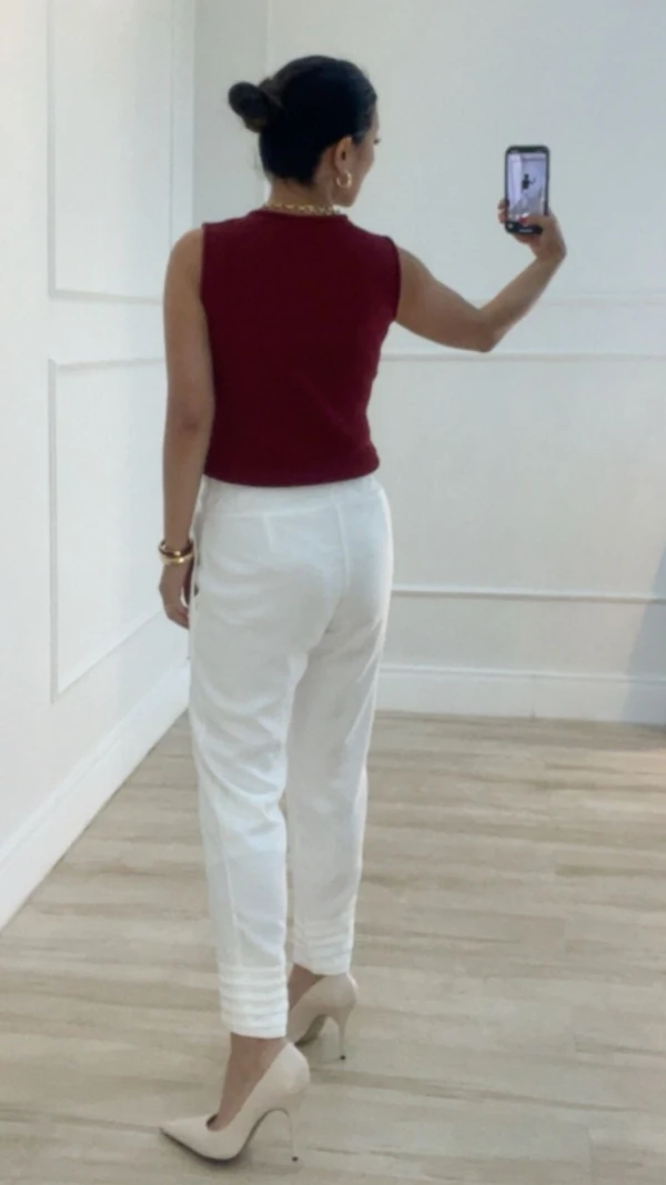 Regata Tricot Canelado Halley Detalhe Gola Enrolado