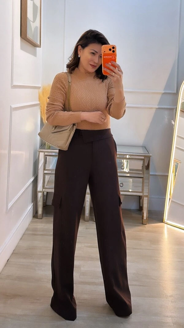 Blusa Tricot Gola Alta Detalhe Nuvem Jamile Nervuras Em Zigue-Zague
