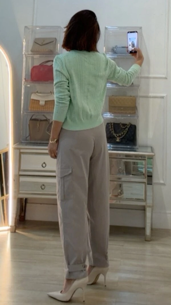 Cardigan Curto Tricot Luana Botões Amadeirados
