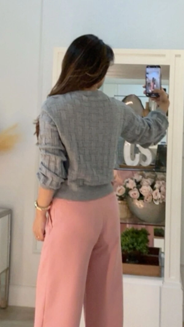 Blusa Tricot Detalhes Entrelaçados Aline Mangas Bufantes