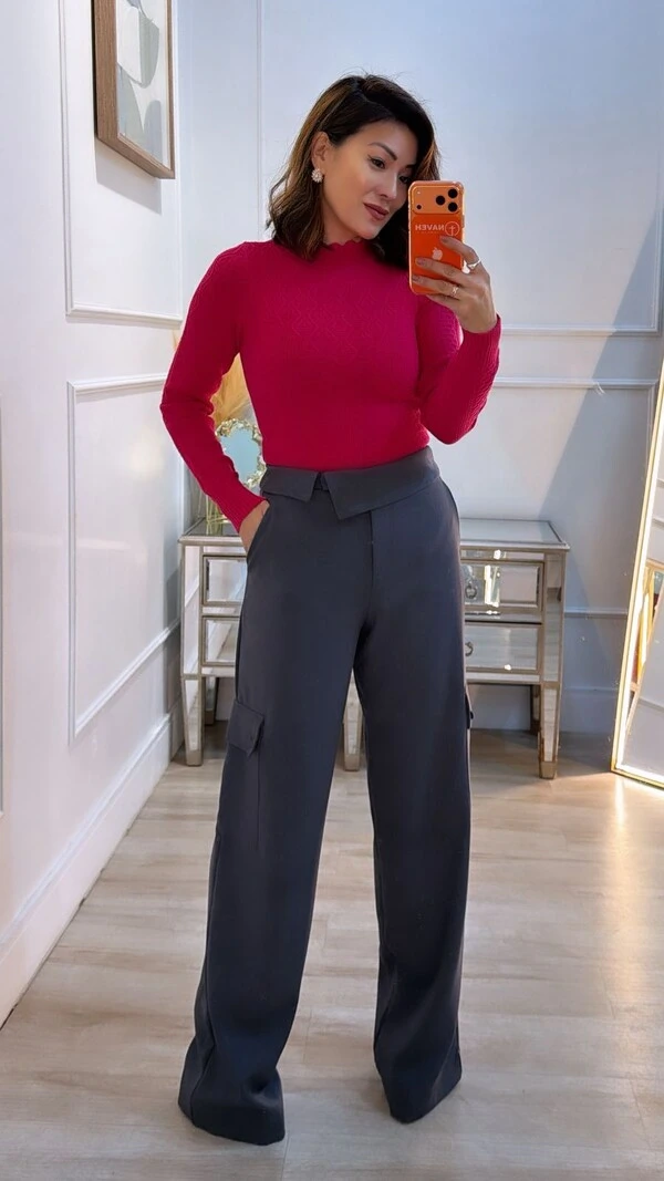 Blusa Tricot Gola Alta Detalhe Nuvem Jamile Nervuras Em Zigue-Zague