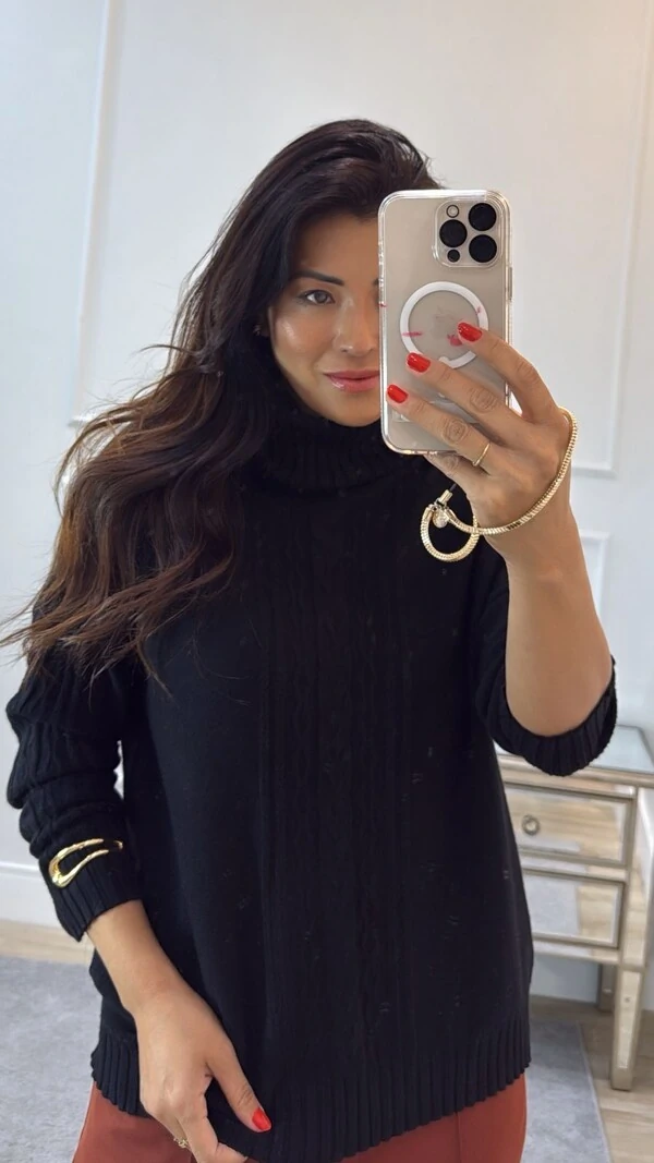 Blusa Tricot Gola Rolê Margoth Detalhes Trançados E Zigue E Zague