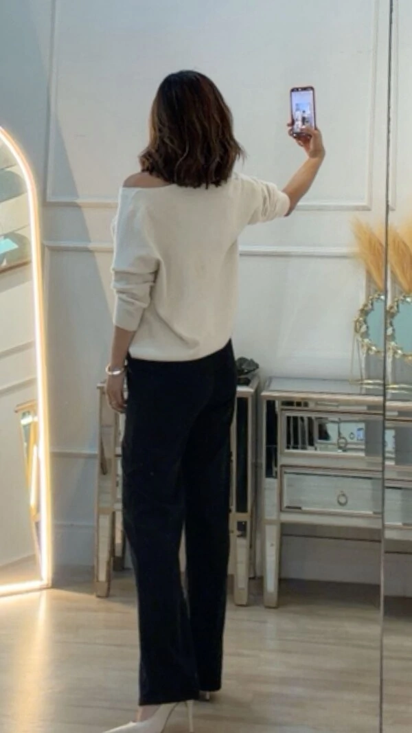 Calça Pantalona Texturizada Vilma Com Amarração Em Cordão