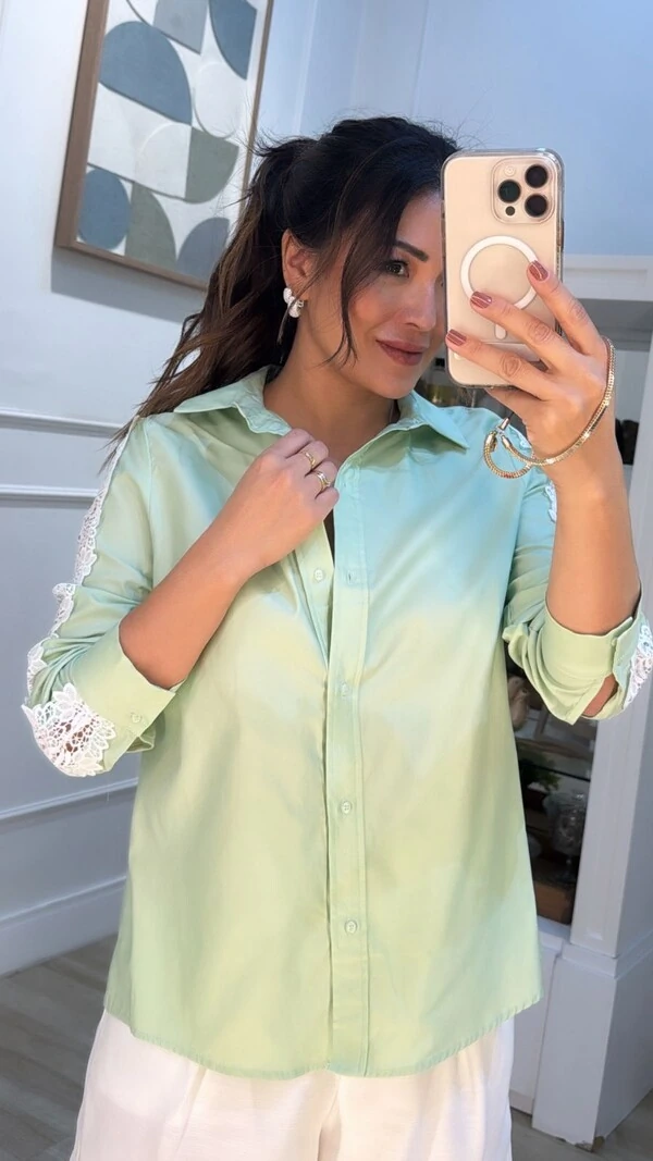 Camisa Tricoline Thelma Mangas Com Detalhe De Renda