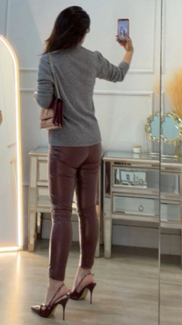 Calça Skinny Resinada Noemi