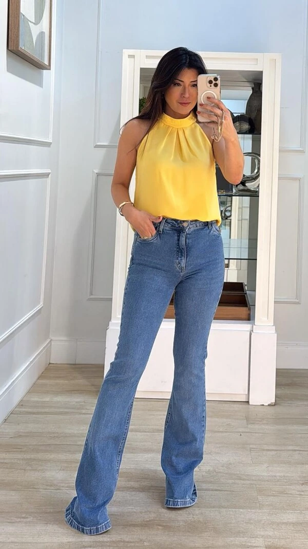 Blusa Regata Crepe Cava Americana Vivian Gola Detalhe Ondulada