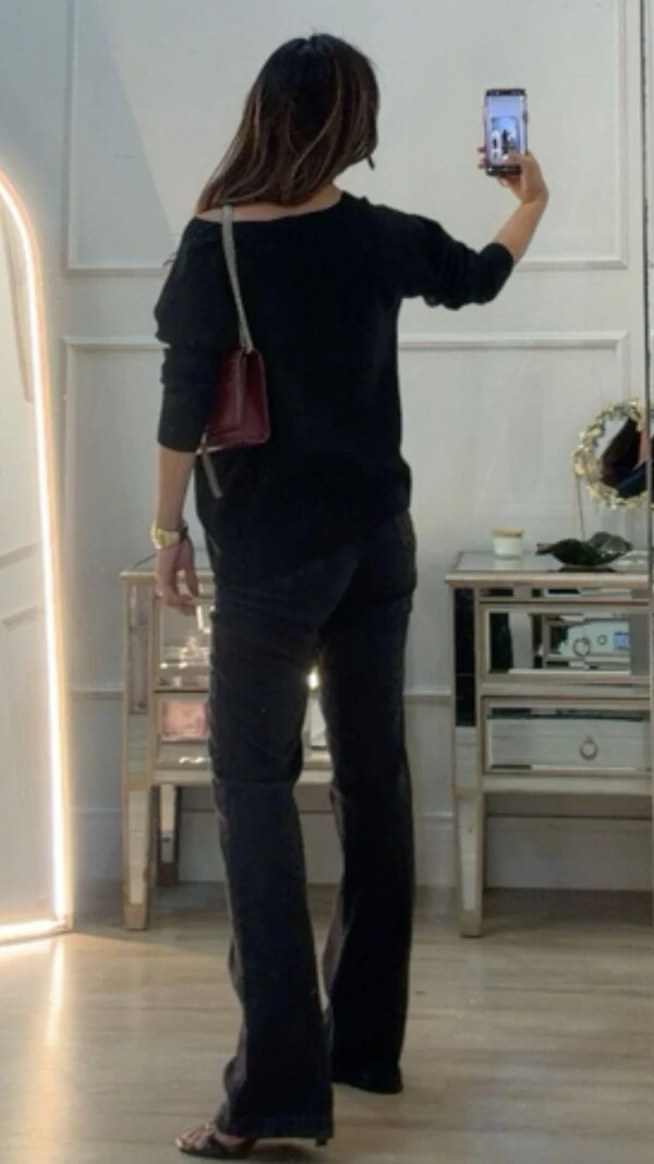 Blusa Tricot Ampla Decote V Paola Mangas Longas