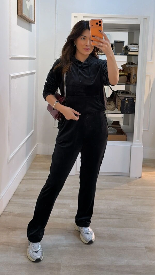 Calça Reta Plush Jessy Com Bolsos Faca