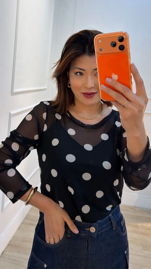 Blusa Tule Estampa Poá Isis Mangas Longas