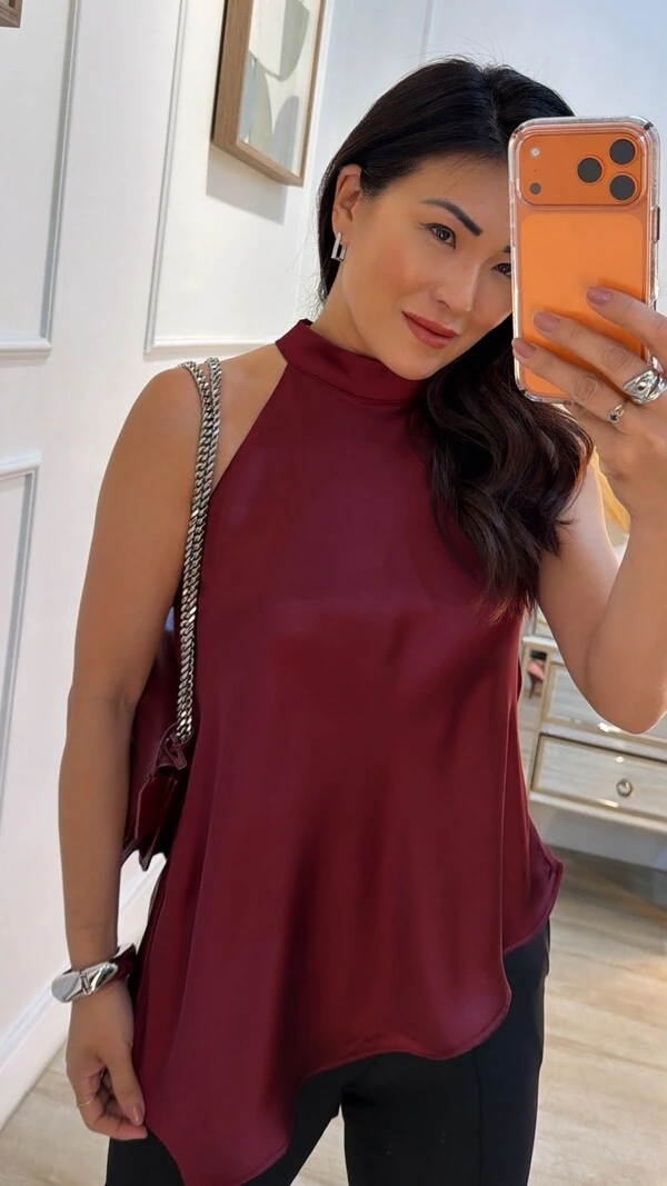 Blusa Acetinada Cava Americana Eloah Barrado Assimétrico