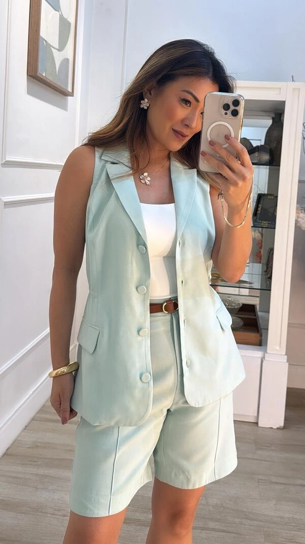 Colete Alongado Alfaiataria Maria Botões Forrados E Lapelas