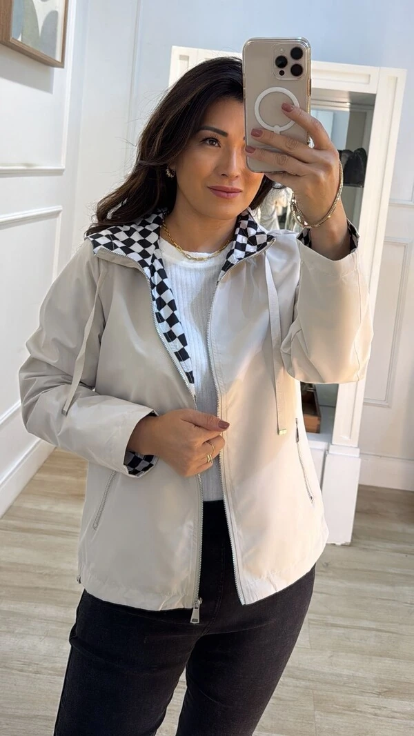 Jaqueta Corta Vento Lupita Forro Quadriculado