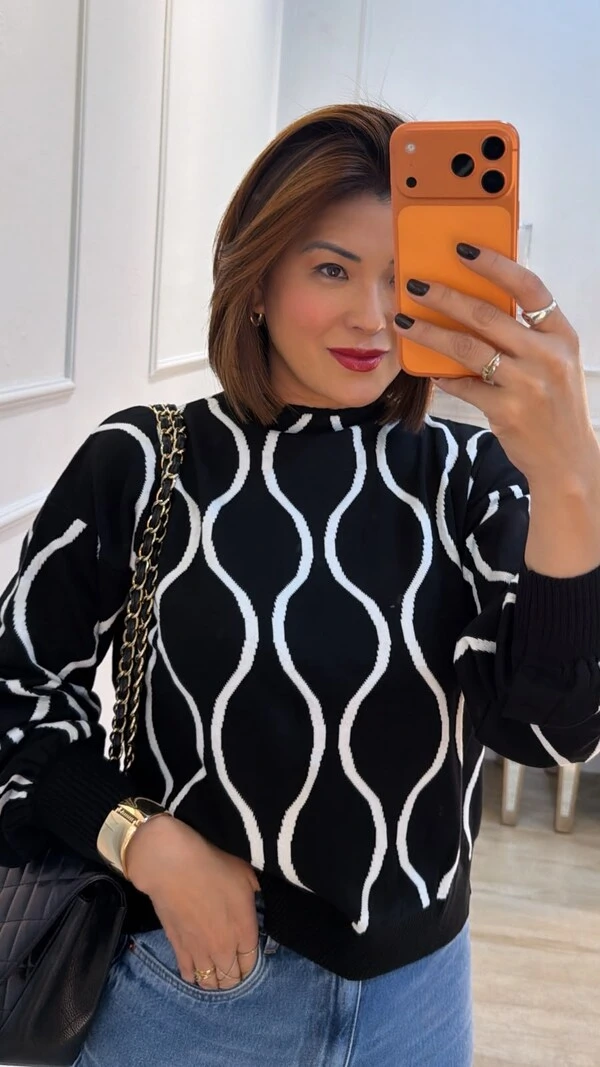 Blusa Tricot Bicolor Simaria Nervuras Onduladas