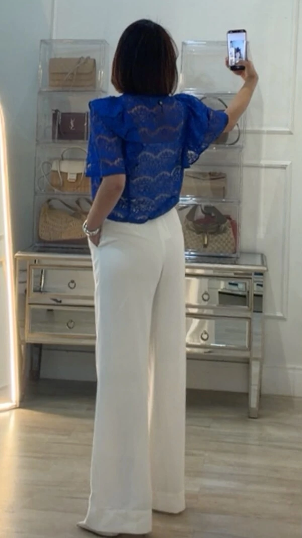 Blusa De Renda Decote V Fabiana Com Babados