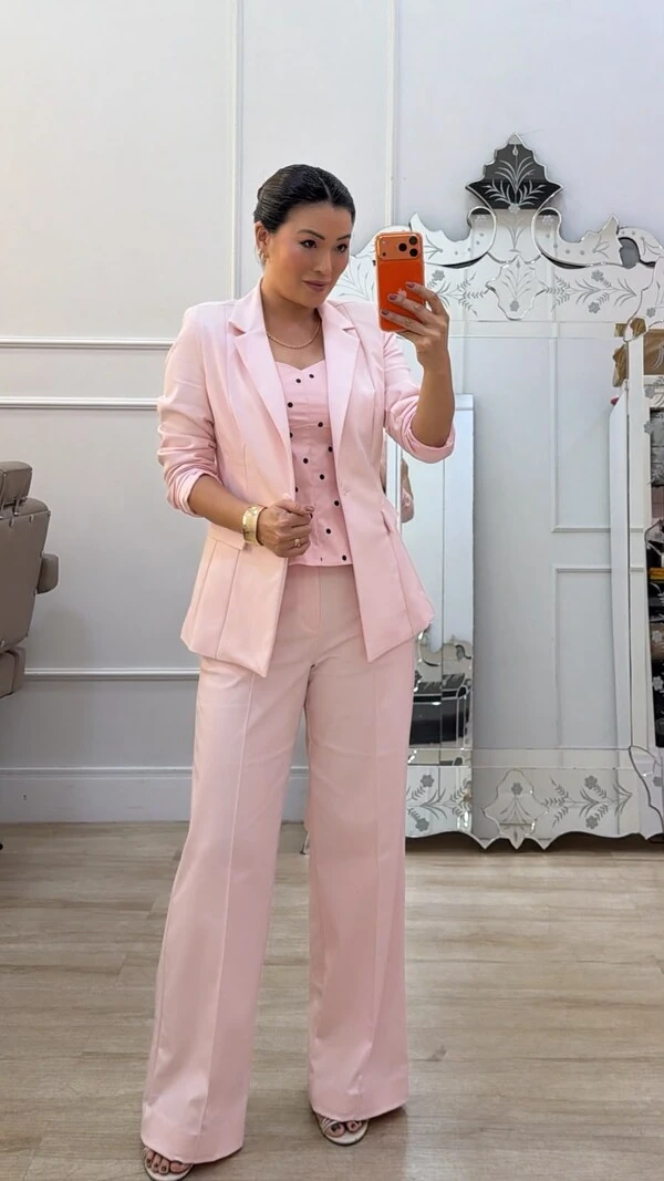 Blazer Alfaiataria Bolsos Fake Com Lapela Veridiana Botão Forrado